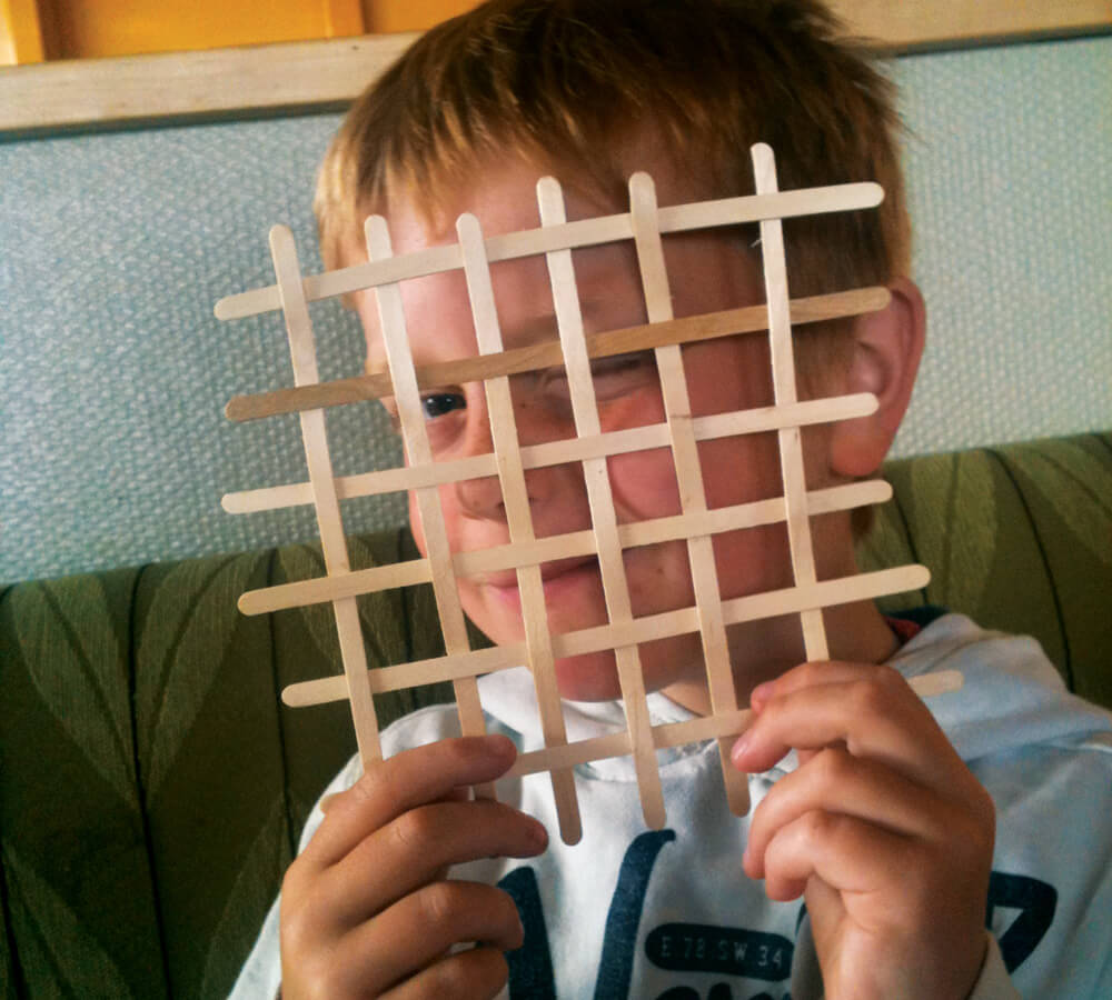 Coffee shop activity: Checker Board